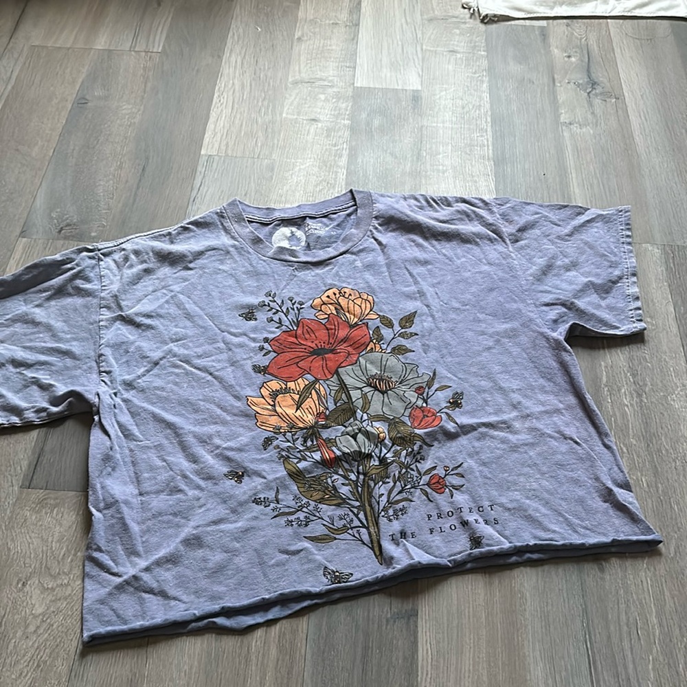 Tree higher nation cropped tee